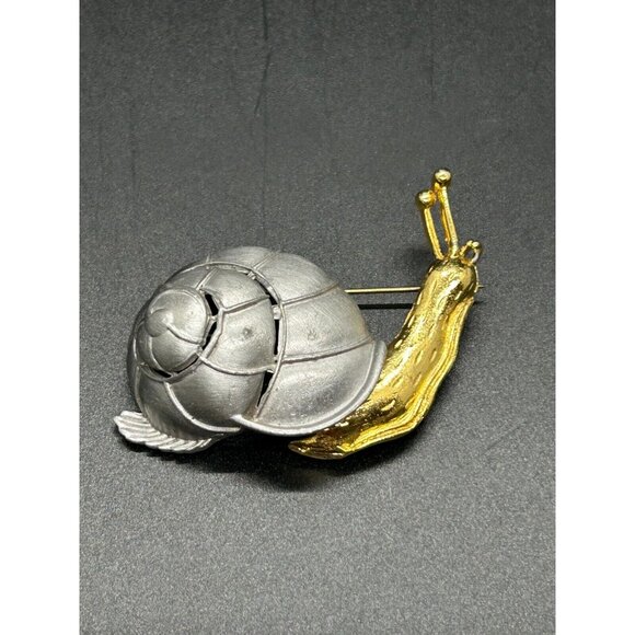 Snail Brooch Vintage Gold-tone Silver-tone Extended Pin Mechanical Connections - Picture 2 of 7